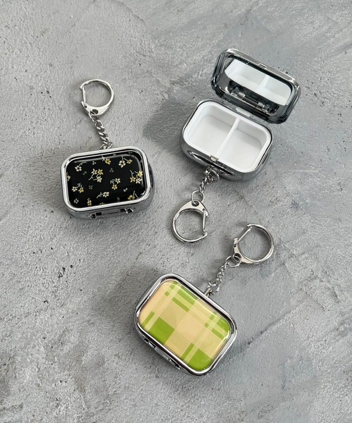 miniケースキーチャーム 322270（キーホルダー）｜Me%（ミィパーセント