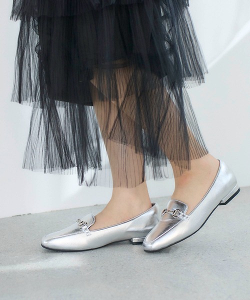 noyau（ノヤウ）の「スクエアトゥビット付きヒールローファー（ローファー・レディース・イエロー/シルバー/ブラック/アイボリー・22.5cm/23cm/23.5cm/24cm/24.5cm）」の4枚目の写真