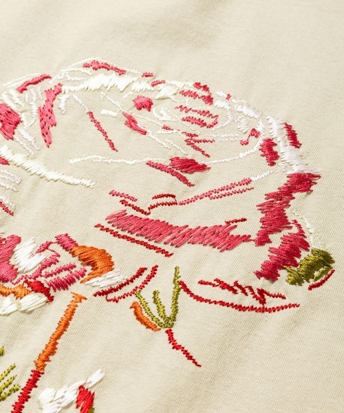 rehacer(レアセル)の「rehacer : Big Rose Wide CS / ビッグローズ ワイド カットソー(Tシャツ/カットソー・メンズ・ベージュ/ブラック/ブルー/ホワイト・MEDIUM/LARGE/X-LARGE)」の11枚目の写真