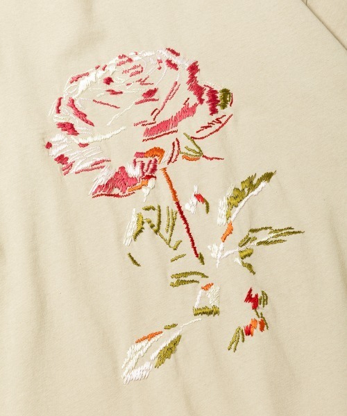 rehacer(レアセル)の「rehacer : Big Rose Wide CS / ビッグローズ ワイド カットソー(Tシャツ/カットソー・メンズ・ベージュ/ブラック/ブルー/ホワイト・MEDIUM/LARGE/X-LARGE)」の14枚目の写真