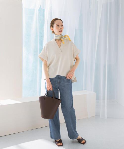 URBAN RESEARCH ROSSO WOMEN（アーバンリサーチ　ロッソ）の「『WEB/一部店舗限定』『撥水』バンドカラープルオーバー（シャツ/ブラウス・レディース・オフホワイト/ブラック・FREE）」の10枚目の写真