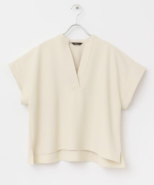 URBAN RESEARCH ROSSO WOMEN（アーバンリサーチ　ロッソ）の「『WEB/一部店舗限定』『撥水』バンドカラープルオーバー（シャツ/ブラウス・レディース・オフホワイト/ブラック・FREE）」の16枚目の写真