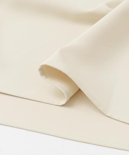 URBAN RESEARCH ROSSO WOMEN（アーバンリサーチ　ロッソ）の「『WEB/一部店舗限定』『撥水』バンドカラープルオーバー（シャツ/ブラウス・レディース・オフホワイト/ブラック・FREE）」の19枚目の写真