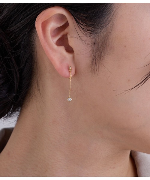 CALIN　STANDARD（カリンスタンダード）の「◆金属アレルギー対応◆◆made in japan◆【痛くない】【落ちにくい】【ストレスフリーな着け心地】ラウンドキュービックジルコニア　ループフィットイヤリング（イヤリング・レディース・ゴールド/ピンクゴールド/シルバー・FREE）」の2枚目の写真