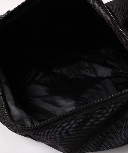 Revo.（レボ）の「ナイロン スリングバッグ 斜め掛けバッグ ワンショルダー ボディバッグ（ショルダーバッグ・メンズ・グレー/ブラック/ネイビー/ブラウン・FREE）」の7枚目の写真