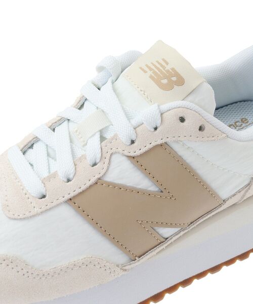 EU,US NEW BALANCE（イーユーユーエスニューバランス）の「●NEW BALANCE 237（スニーカー・レディース・ベージュ/グレー・23.5cm/24.5cm）」の10枚目の写真