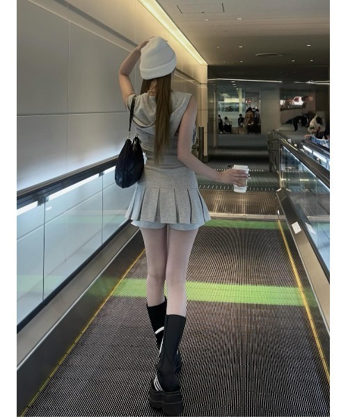 Darich（ダーリッチ）の「コルセットリブスウェットベアトップ（その他トップス・レディース・グレー/サックスブルー/ピンク・FREE）」の14枚目の写真