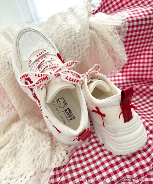 MAJESTIC LEGON(マジェスティックレゴン)の「ハローキティ デコリボンスニーカー(スニーカー・レディース・レッド系その他2・SMALL/MEDIUM/LARGE)」の19枚目の写真
