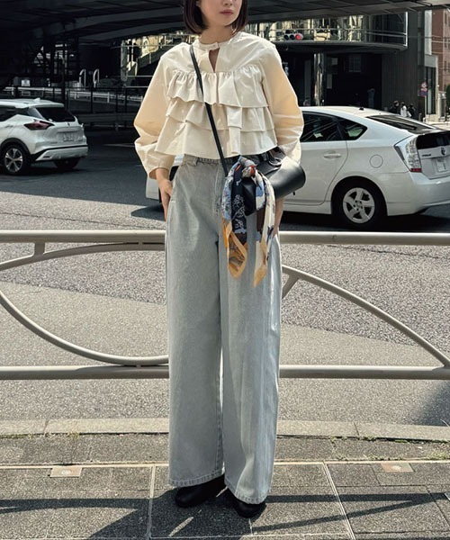 loose side tuck denim PT（デニムパンツ）｜WILLFULLY（ウィル
