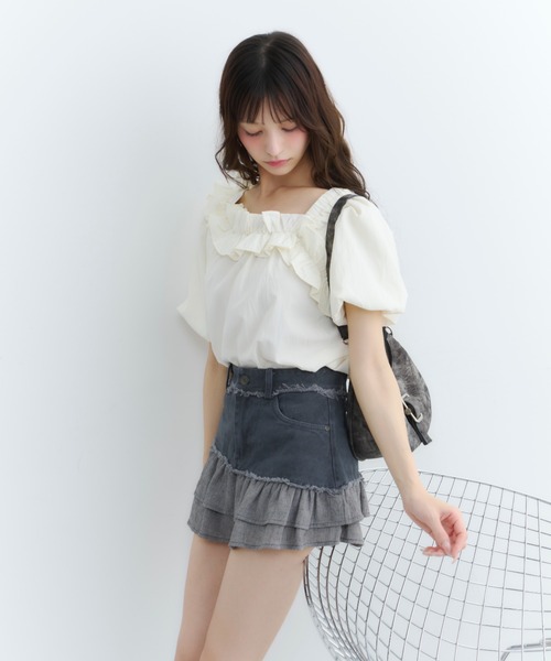 即完売 美品 fete ブラウス ホワイト トップス フリル パフスリーブ セール】フリルネックパフスリーブブラウス（シャツ/ブラウス