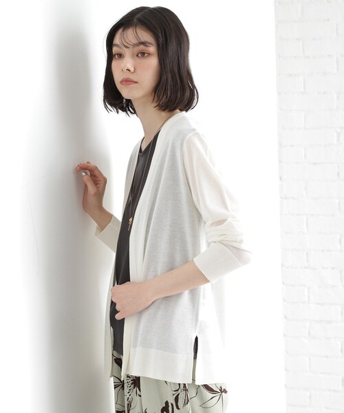 THE SHOP TK （ザ ショップ ティーケー ）の「シアーカーディガン【洗濯機OK】（カーディガン/ボレロ・レディース・ナチュラル/ブラック/アイボリー/スモーキーグリーン系・12/13）」の6枚目の写真