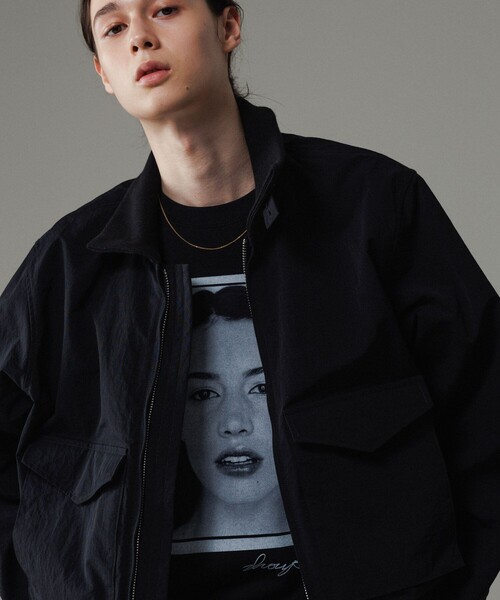 ADAM ET ROPE'(アダムエロペ)の「《別注》【Ivory Serra/アイボリー セラ】Tee - STEPHANIE HODGE(Tシャツ/カットソー・メンズ・ブラック/ホワイト・M/L)」の10枚目の写真