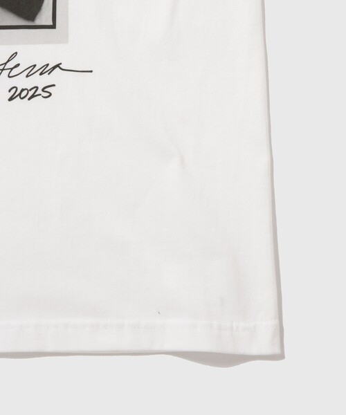 ADAM ET ROPE'(アダムエロペ)の「《別注》【Ivory Serra/アイボリー セラ】Tee - STEPHANIE HODGE(Tシャツ/カットソー・メンズ・ブラック/ホワイト・M/L)」の18枚目の写真