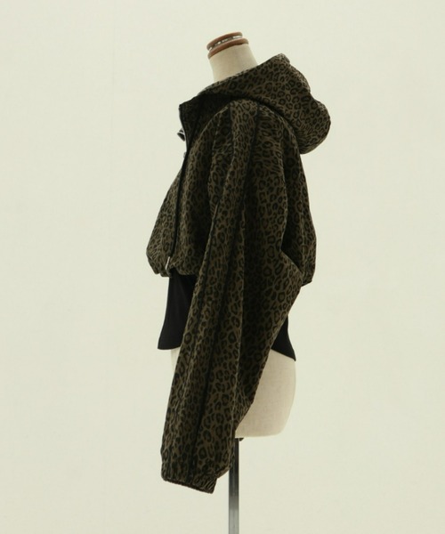 FIG&VIPER(フィグアンドバイパー)の「レオパードZIPショートフーディ(パーカー・レディース・ベージュ/カーキ・FREE)」の17枚目の写真