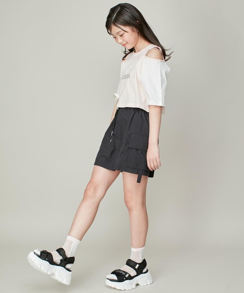 SISTER JENNI（SISTER JENNI）の「【ウエスト調整可】タフタカーゴスカパン（スカート・キッズ・カーキ/ブラック・130cm/140cm/150cm/160cm）」の6枚目の写真
