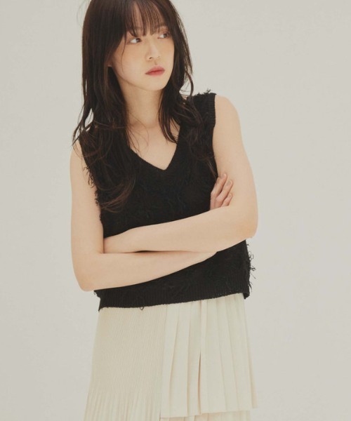 archives（アルシーヴ）の「２ＷＡＹフリンジニットベスト（ベスト・レディース・グレー/アイボリー/ブラック/モカ・MEDIUM）」の12枚目の写真