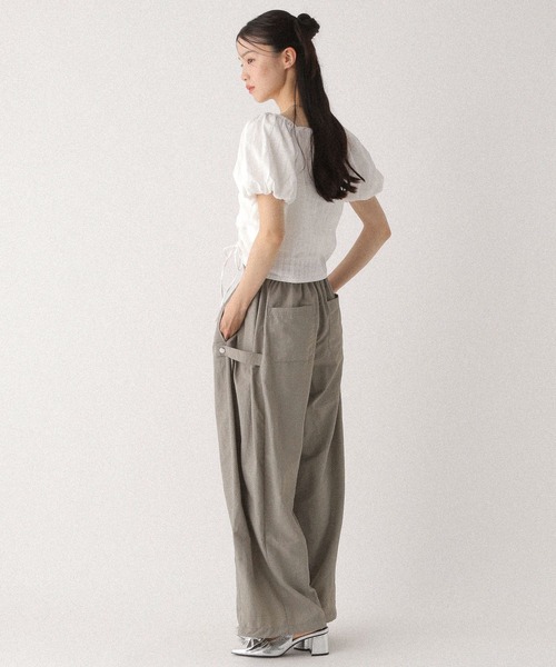 Heather(ヘザー)の「2WAYドロストブラウス(半袖) 497298(シャツ/ブラウス・レディース・オフホワイト/ネイビー/ブラック・FREE)」の9枚目の写真