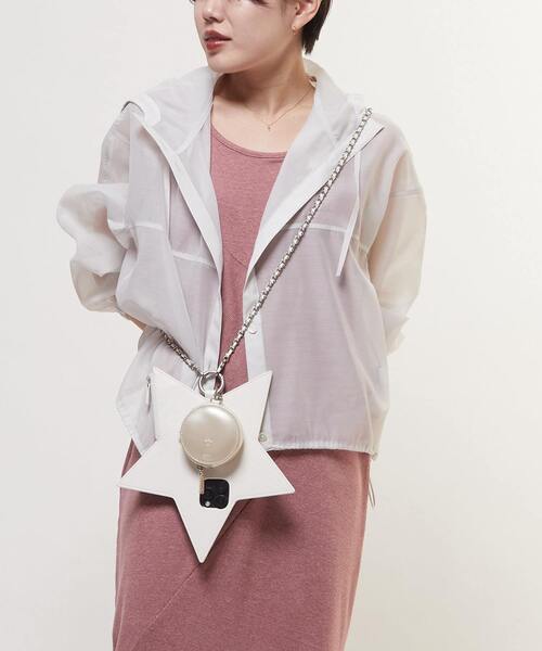 ajew（エジュー）の「【ajew】STAR★ SHOULDER PHONE CASE（スマホケース/カバー・レディース・ホワイト/ブラック/シルバー・1/2/3/4/5/6）」の10枚目の写真