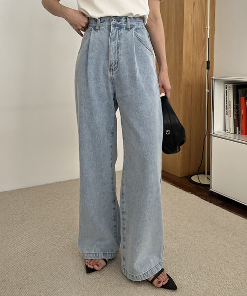 CAPRICIEUX LE'MAGE(カプリシューレマージュ)の「タックワイドデニム(デニムパンツ・レディース・ブルー・36/38)」の5枚目の写真