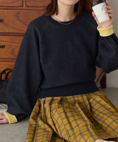 BONLECILL（ボンルシール）の「【マシンウォッシャブル】配色ボリュームスリーブスウェットライクニット（ニット/セーター・レディース・オートミール/ネイビー/アイボリー/ブラック/チャコールグレー/スミクロ/ベージュ/ネイビー系1/ブラウン/グリーン/レッド/グレー系その他・FREE/L/M）」の11枚目の写真