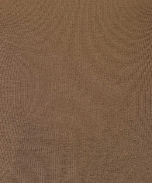 mysty woman(ミスティウーマン)の「テレコスクエアプルオーバー 574832(Tシャツ/カットソー・レディース・オフホワイト/ブラック/ブラウン系その他・FREE)」の16枚目の写真