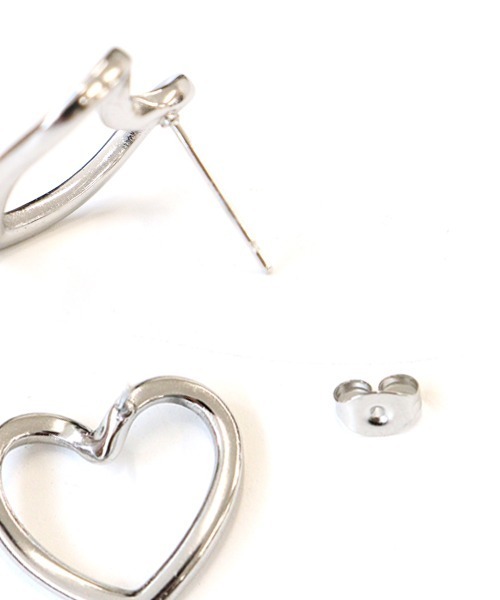 at.(アット)の「【at.】ハートフレームピアス(ピアス(両耳用)・レディース・シルバー/ゴールド・ONE)」の14枚目の写真