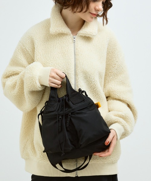 けいと 2025年新作＞【KELTY】80's HELMET SHOULDER / ヘルメットショルダー