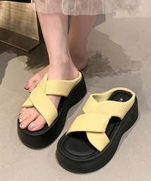 ツイスト厚底サンダル