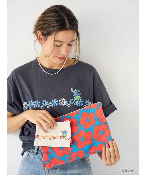 Ungrid（アングリッド）の「スティッチデザインポーチセット（ポーチ・レディース・その他1・FREE）」の2枚目の写真