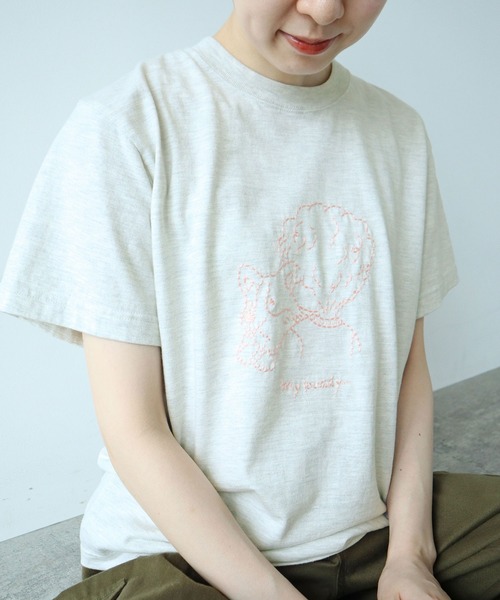 PAR ICI(パーリッシィ)の「【WEB限定】corgi & boy Tシャツ(Tシャツ/カットソー・レディース・グレー/ホワイト/ブルー・FREE)」の9枚目の写真