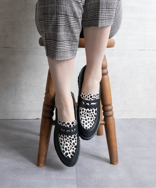 Fabby fabby（ファビィーファビィー）の「ボリュームソールコインローファー（ローファー・レディース・ブラウン/レオパード/ブラック/ブラック系その他・MEDIUM/LARGE/SMALL）」の7枚目の写真