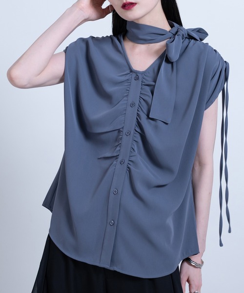 Ellno de Mavie(エルノデメヴィ)の「ボウタイネックブラウス(シャツ/ブラウス・レディース・ブルーグレー/オフホワイト・FREE)」の1枚目の写真