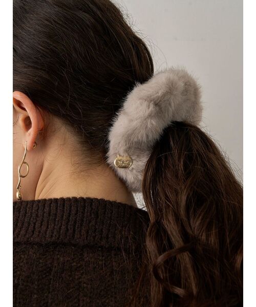 LAGUNAMOON（ラグナムーン）の「LAGUNA CATシュシュ（シュシュ・レディース・ブラック/グレー・FREE）」の4枚目の写真