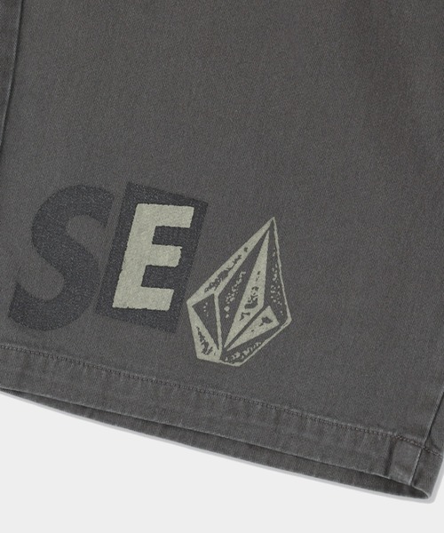 VOLCOM(ボルコム)の「【VOLCOM/ボルコム】VOLCOM x WIND AND SEA Heritage Shorts/ウインダンシーコラボショートパンツ(その他パンツ・メンズ・チャコールグレー/ブラック・MEDIUM)」の4枚目の写真