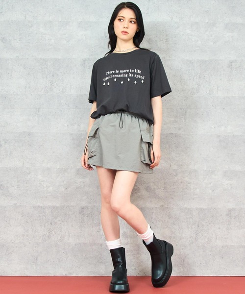 ANAP(アナップ)の「雫 パール 付き テキスト 刺繍 Tシャツ(Tシャツ/カットソー・レディース・ダークグレー/ホワイト/ライトグレー・FREE)」の14枚目の写真
