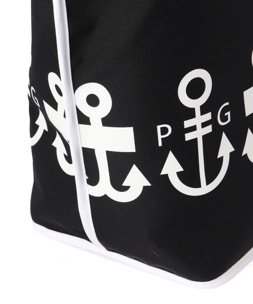 ○★訳有り新品未使用　PEARLY GATES　ロゴチャーム付ロッカーバッグ 楽天市場】【SALE／50%OFF】PEARLY GATES ロゴチャーム付き