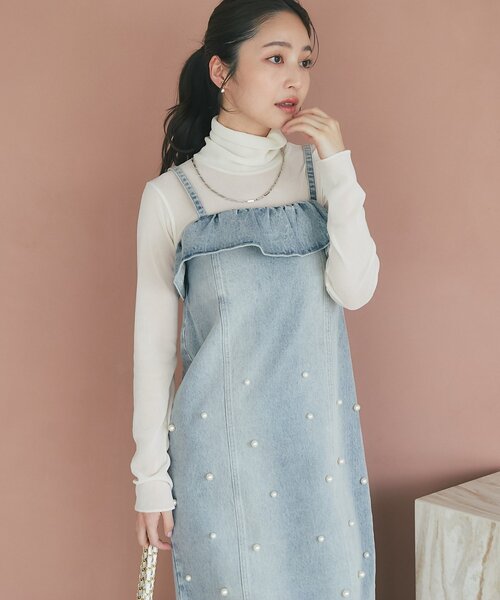 La boutique BonBon（ラブティックボンボン）の「パール付きデニムキャミワンピース（ワンピース・レディース・サックスブルー/ネイビー・36/38/PS）」の17枚目の写真