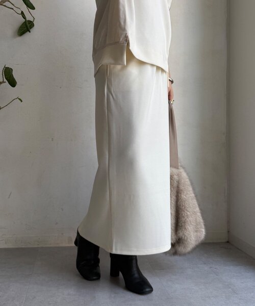 DouDou（ドゥドゥ）の「【WEB限定】MA1ポケットプルオーバー＋タイトスカートセット（セットアップ・レディース・アイボリー/ブラック/カーキ/キャメル・FREE）」の6枚目の写真