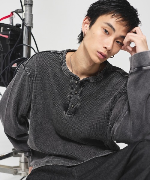 MSG（エムエスジー）の「コットンサーマルロングスリーブヘンリーネックTシャツ【UNISEX】（Tシャツ/カットソー・メンズ・グレー/ホワイト/ワイン系/ブラック系/ブラック/ブラック系2/レオパード・XL/L/M/S）」の3枚目の写真