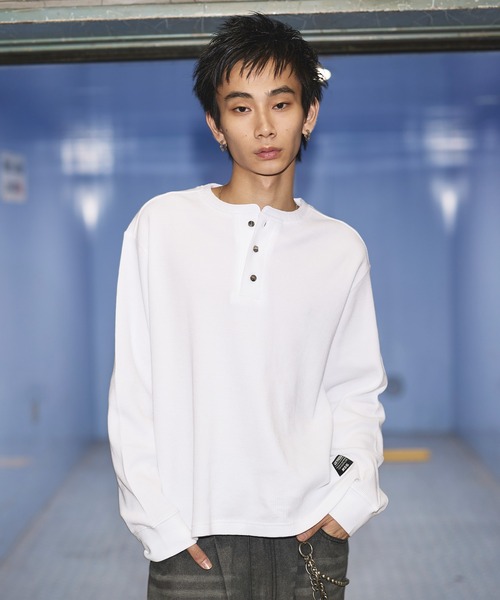 MSG（エムエスジー）の「コットンサーマルロングスリーブヘンリーネックTシャツ【UNISEX】（Tシャツ/カットソー・メンズ・グレー/ホワイト/ワイン系/ブラック系/ブラック/ブラック系2/レオパード・XL/L/M/S）」の2枚目の写真