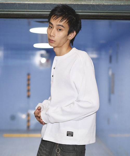 MSG（エムエスジー）の「コットンサーマルロングスリーブヘンリーネックTシャツ【UNISEX】（Tシャツ/カットソー・メンズ・グレー/ホワイト/ワイン系/ブラック系/ブラック/ブラック系2/レオパード・XL/L/M/S）」の8枚目の写真