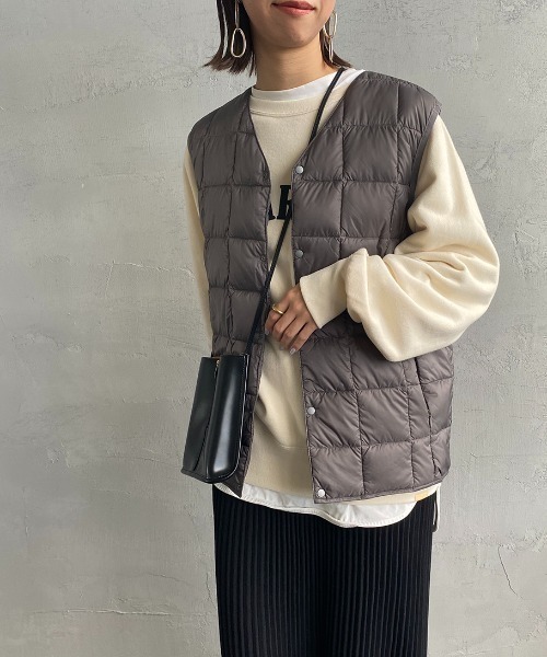TAION（タイオン）の「【WEB限定】[TAION/タイオン] Vネック インナーダウンベスト（ダウンベスト・レディース・オリーブ/ブラック/カーキ/ライトグレー/グレー・L/M/XL）」の22枚目の写真