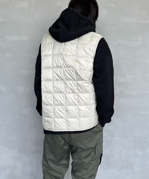 TAION（タイオン）の「【WEB限定】[TAION/タイオン] Vネック インナーダウンベスト（ダウンベスト・レディース・オリーブ/ブラック/カーキ/ライトグレー/グレー・L/M/XL）」の18枚目の写真