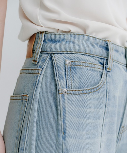 anuans（アニュアンス）の「サイドタックカジュアルワイドデニム
