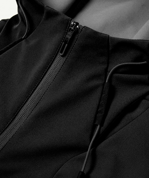 DESCENTE ALLTERRAIN（デサント　オルテライン）の「DESCENTE ALLTERRAIN/デサントオルテライン SOFT SHELL JACKET ジャケット（ナイロンジャケット・メンズ・ブラック・O/L/M）」の5枚目の写真