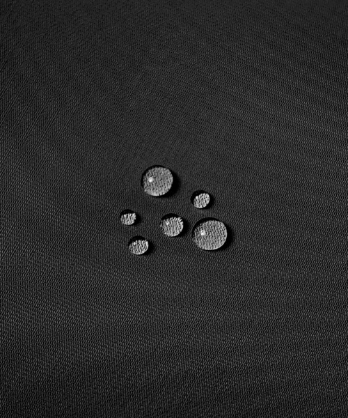 DESCENTE ALLTERRAIN（デサント　オルテライン）の「DESCENTE ALLTERRAIN/デサントオルテライン SOFT SHELL JACKET ジャケット（ナイロンジャケット・メンズ・ブラック・O/L/M）」の3枚目の写真