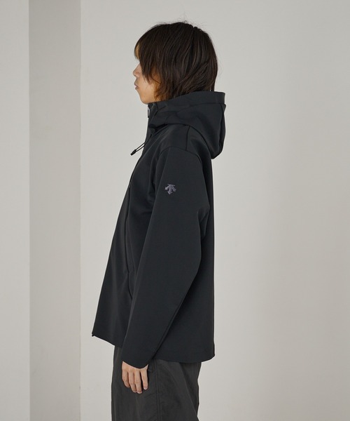 DESCENTE ALLTERRAIN テックソフトジャケット DESCENTE（デサント）の「【ALLTERRAIN 81】テックソフト