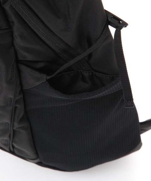 THE NORTH FACE（ザノースフェイス）の「【THE NORTH FACE(ザ・ノース・フェイス)】MERCURY16（バックパック/リュック・レディース・ブラック・FREE）」の8枚目の写真