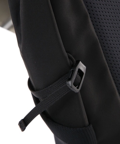 THE NORTH FACE（ザノースフェイス）の「【THE NORTH FACE(ザ・ノース・フェイス)】MERCURY16（バックパック/リュック・レディース・ブラック・FREE）」の10枚目の写真