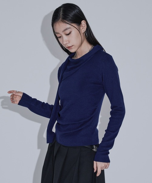 Ellno de Mavie（エルノデメヴィ）の「カットアウトアシメニット（ニット/セーター・レディース・ブルー/ブラック/レッド・FREE）」の17枚目の写真